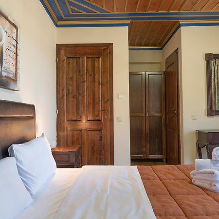 Aggelon Katafygio Hotel Asprangeloi ภายนอก รูปภาพ