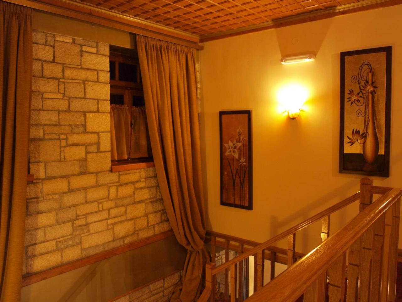 Aggelon Katafygio Hotel Asprangeloi ภายนอก รูปภาพ