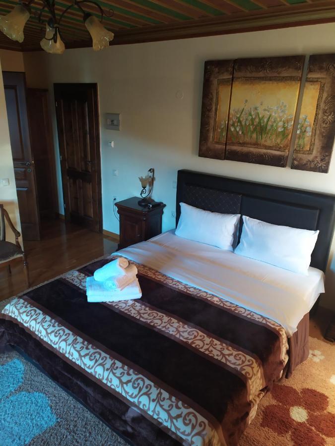 Aggelon Katafygio Hotel Asprangeloi ภายนอก รูปภาพ
