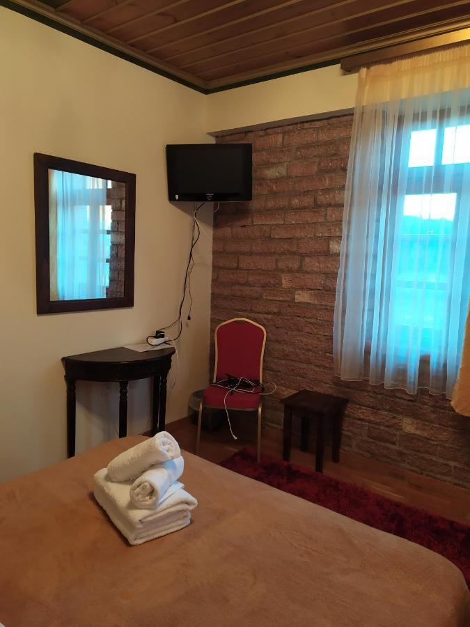 Aggelon Katafygio Hotel Asprangeloi ภายนอก รูปภาพ