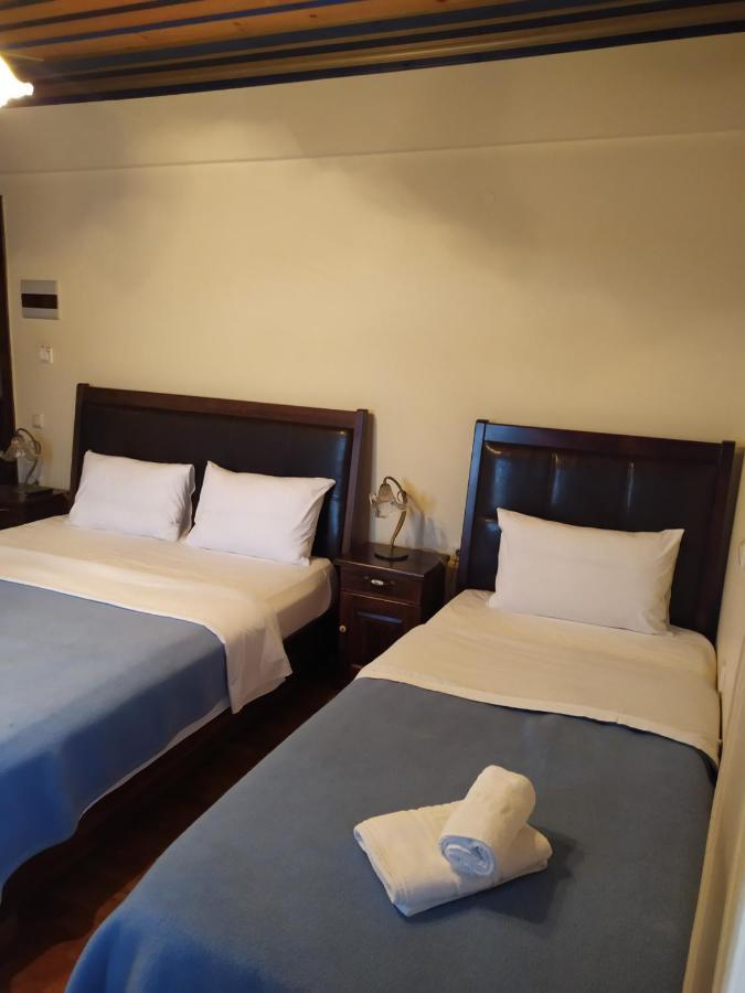 Aggelon Katafygio Hotel Asprangeloi ภายนอก รูปภาพ